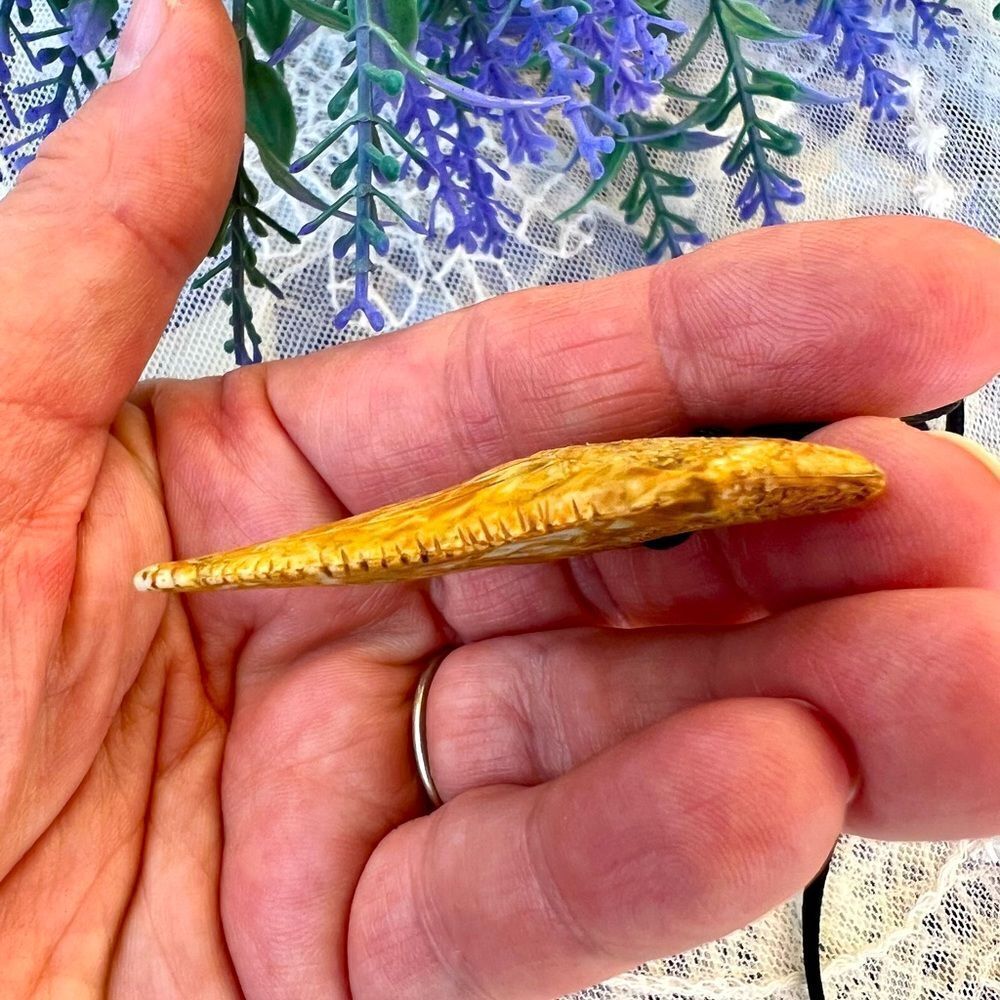 Shark’s Tooth Necklace - Picture 4 of 9